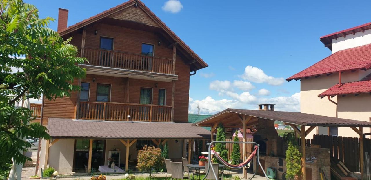 Casa Paduricea Hotel Dezmir Exterior foto
